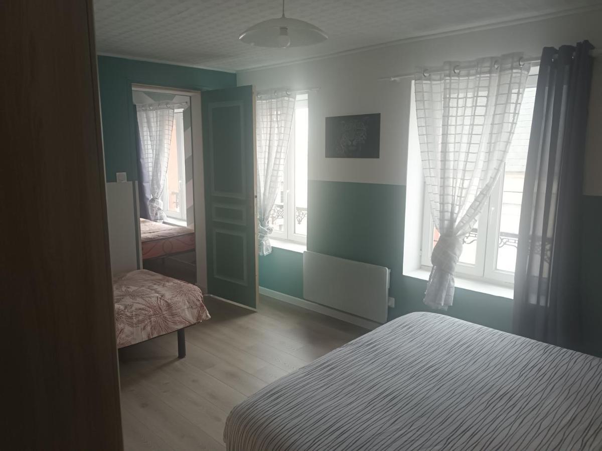 Apartment African Story La Fere
