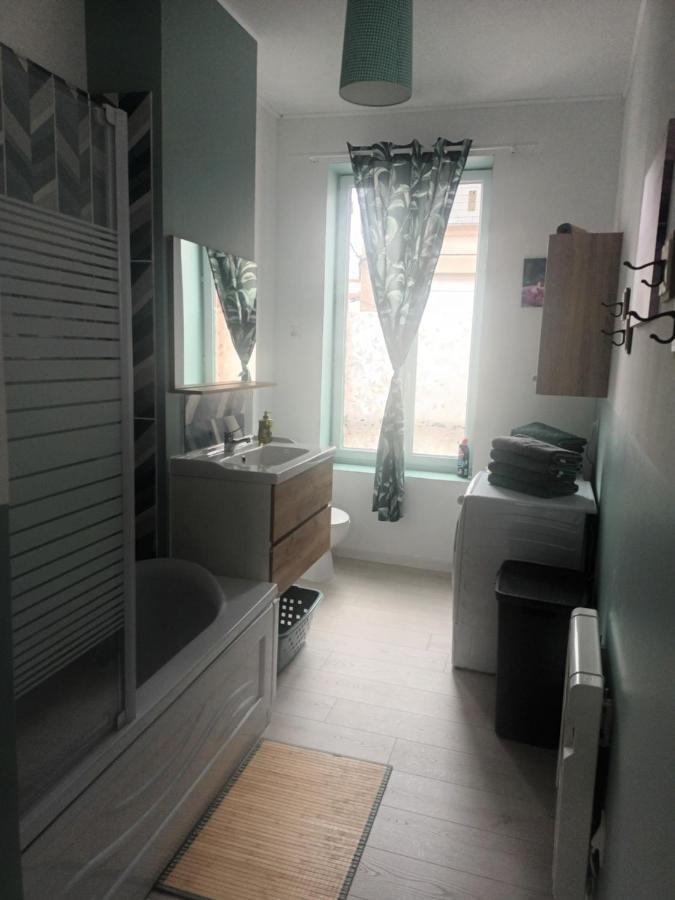 Apartment African Story La Fere